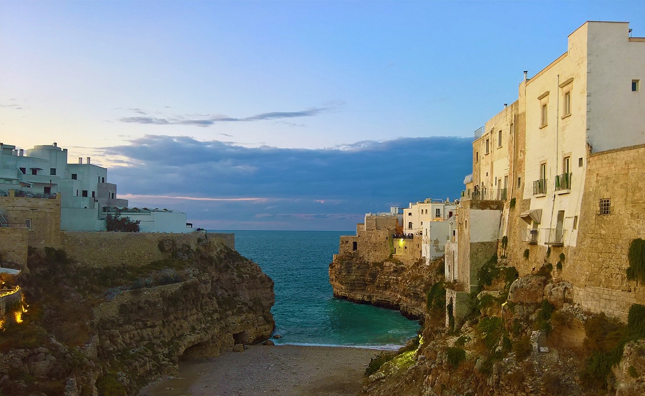 Polignano a Mare: avventure indimenticabili sulle coste Pugliesi!